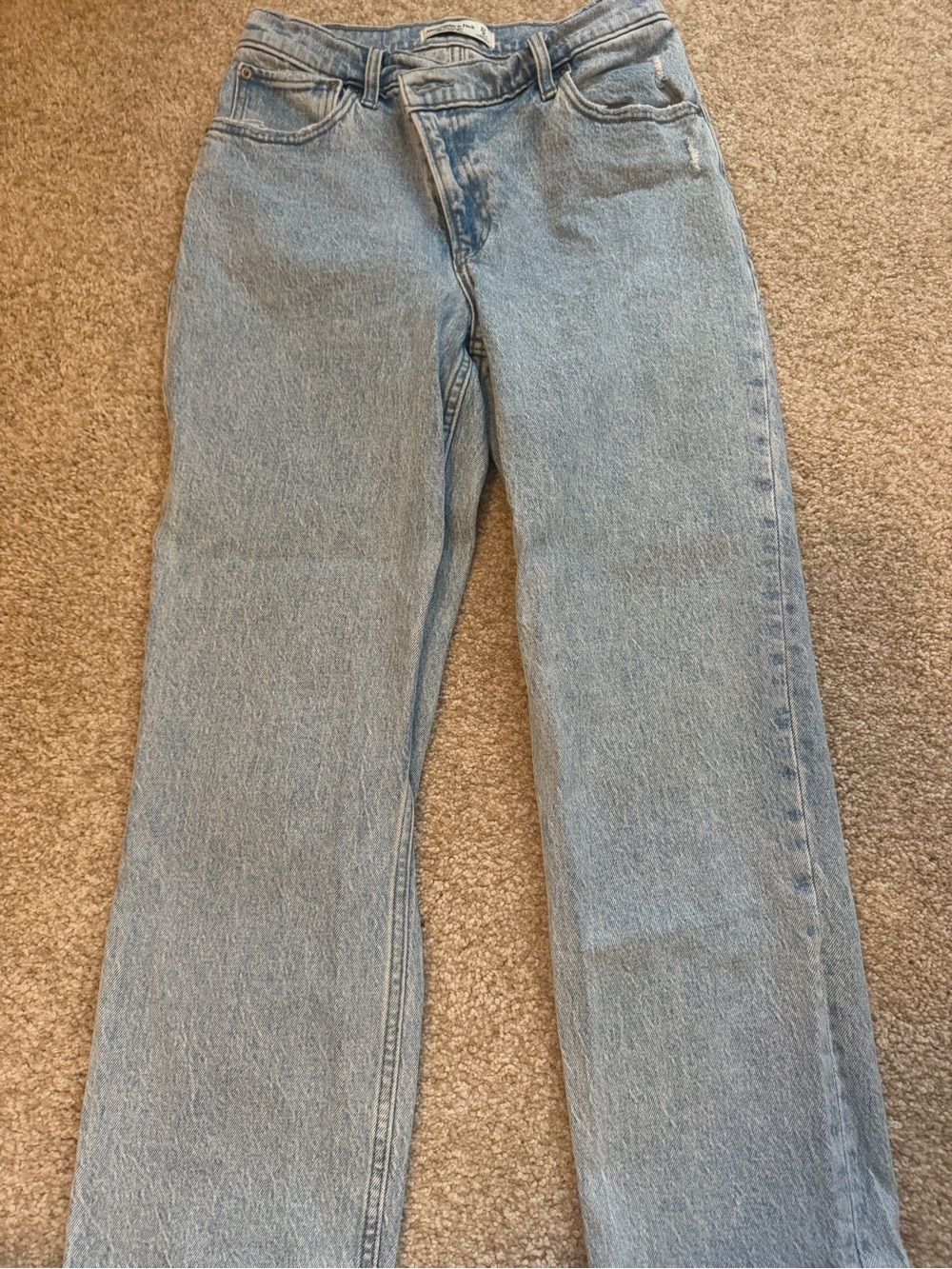 Abercrombie Cross over waist Jean